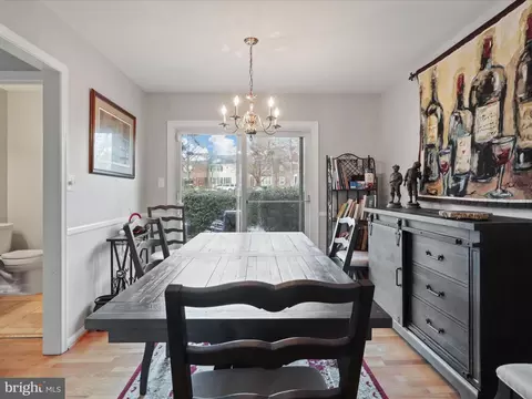 8408 Willow Forge Rd, Springfield, VA 22152 photo 7