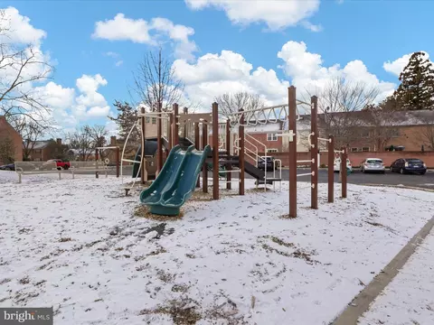 8408 Willow Forge Rd, Springfield, VA 22152 photo 36