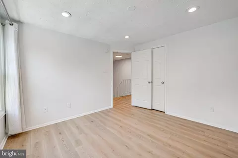 Bedroom - 8906 Gutman Ct, Springfield, VA 22153 photo 4 of 4