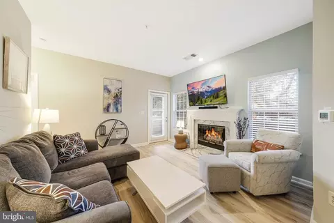 1712 Lake Shore Crest Dr #12, Reston, VA 20190