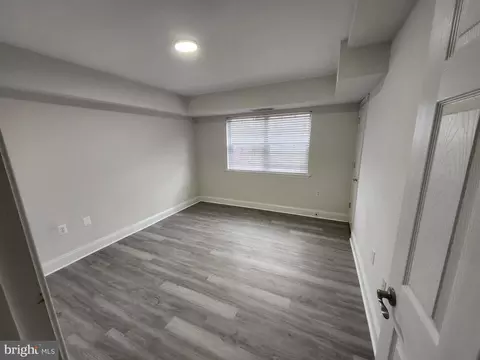 Bedroom - 1900 Wilson Ln #T2, Mclean, VA 22102 photo 3 of 3