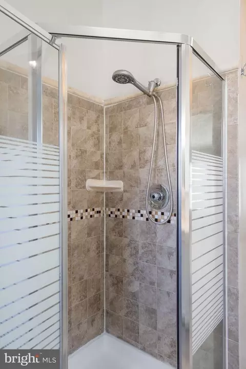 2448 Ridgehampton Ct, Reston, VA 20191 photo 23
