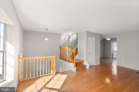 2448 Ridgehampton Ct, Reston, VA 20191 photo 3