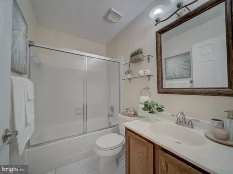 7496 Laurel Oak Ct, Springfield, VA 22153 photo 22