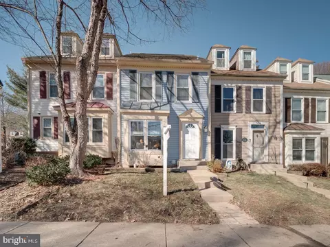 7496 Laurel Oak Ct, Springfield, VA 22153