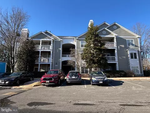 1704 Lake Shore Crest Dr #15, Reston, VA 20190