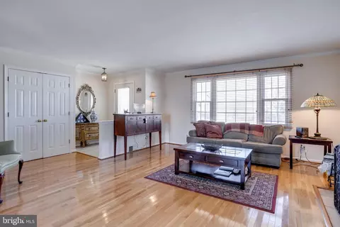 5227 Dalton Rd, Springfield, VA 22151 photo 9