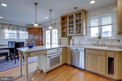 5227 Dalton Rd, Springfield, VA 22151 photo 12
