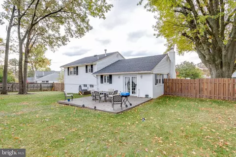 5227 Dalton Rd, Springfield, VA 22151 photo 4