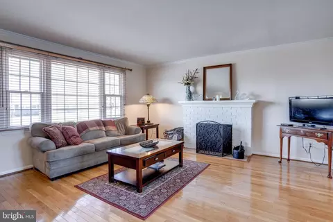 5227 Dalton Rd, Springfield, VA 22151 photo 8