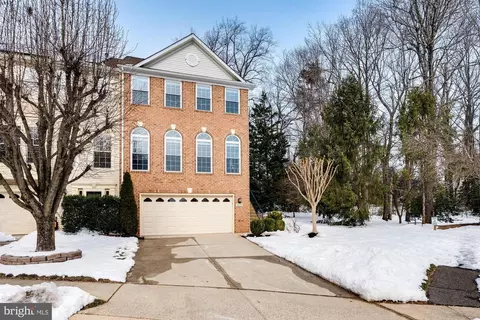4629 Buckhorn Rdg, Fairfax, VA 22030