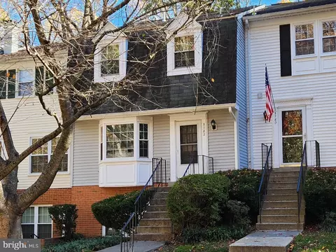5782 First Landing Way, Burke, VA 22015
