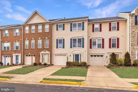 6530 Kelsey Point Cir, Alexandria, VA 22315