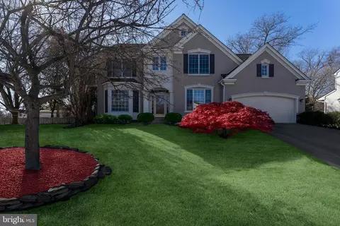10114 Tate Ct, Oakton, VA 22124