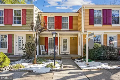 1919 Belmont Ridge Ct, Reston, VA 20191