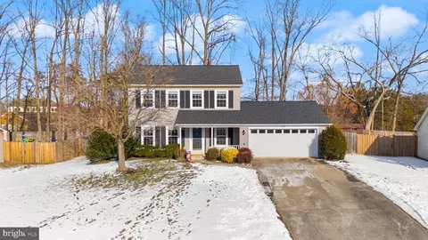 12520 Arnsley Ct, Herndon, VA 20171