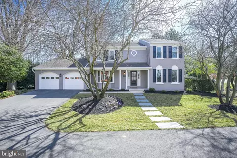 9200 Briary Ln, Fairfax, VA 22031
