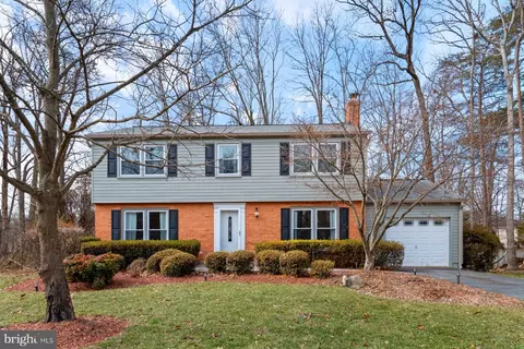 12869 Graypine Pl, Herndon, VA 20170