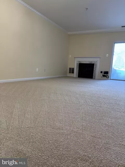 2489 Quick St #101, Herndon, VA 20171 photo 8