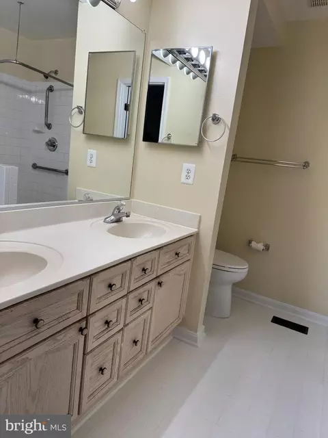 2489 Quick St #101, Herndon, VA 20171 photo 24