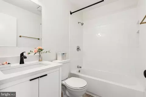 2341 Emerald Heights Ct, Reston, VA 20191 photo 24