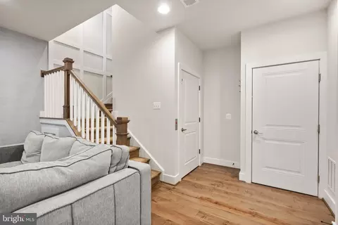 Entry Way - 9321 Quadrangle St, Lorton, VA 22079 photo 7 of 10