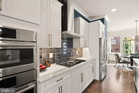 Kitchen - 9321 Quadrangle St, Lorton, VA 22079 photo 3 of 5