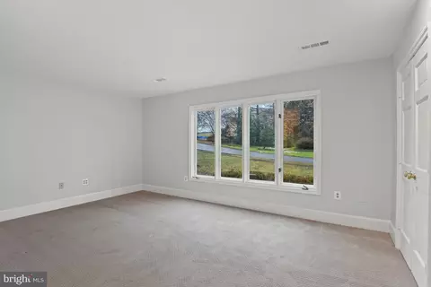 7008 Green Oak Dr, Mclean, VA 22101 photo 27
