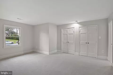 7008 Green Oak Dr, Mclean, VA 22101 photo 32
