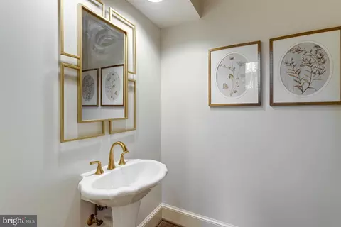 7008 Green Oak Dr, Mclean, VA 22101 photo 23