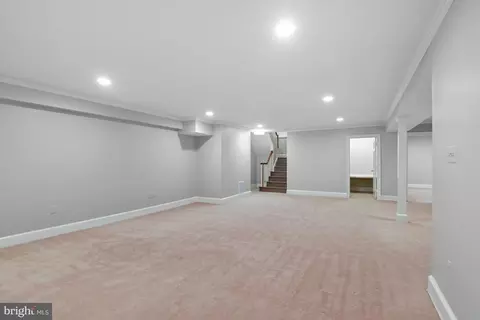 7008 Green Oak Dr, Mclean, VA 22101 photo 7