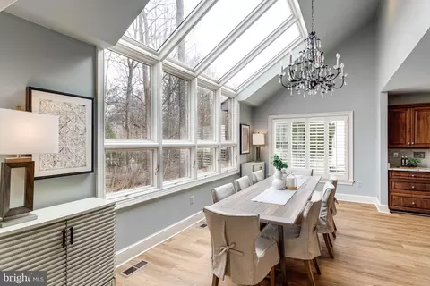 7008 Green Oak Dr, Mclean, VA 22101 photo 19