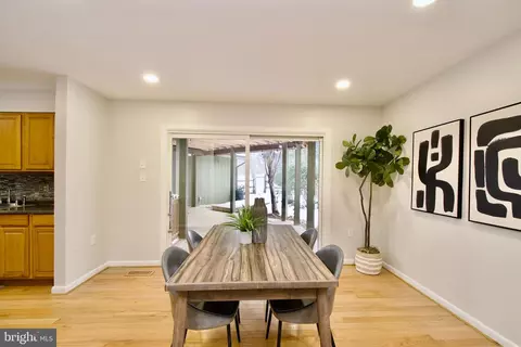 10919 Howland Dr, Reston, VA 20191 photo 17
