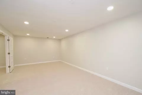 10919 Howland Dr, Reston, VA 20191 photo 43