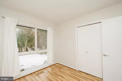 10919 Howland Dr, Reston, VA 20191 photo 27