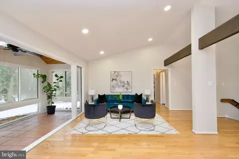 10919 Howland Dr, Reston, VA 20191 photo 12