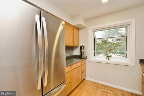 10919 Howland Dr, Reston, VA 20191 photo 20