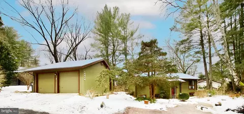 10919 Howland Dr, Reston, VA 20191 photo 5
