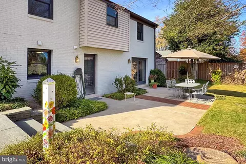 Exterior - 6703 Doane Ave, Springfield, VA 22152 photo 9 of 19