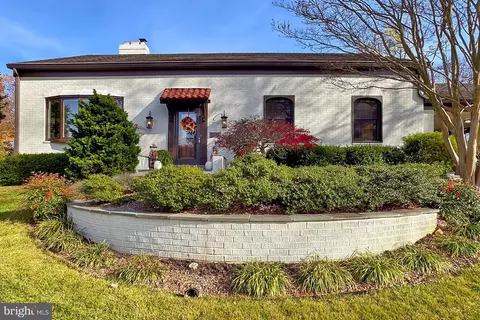 Exterior - 6703 Doane Ave, Springfield, VA 22152 photo 7 of 19
