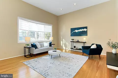 Living - 6703 Doane Ave, Springfield, VA 22152 photo 1 of 6