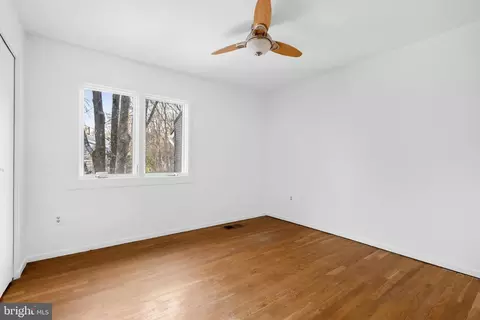 1606 Greenbriar Ct, Reston, VA 20190 photo 22