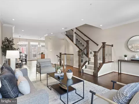 12141 Chancery Station Cir, Reston, VA 20190