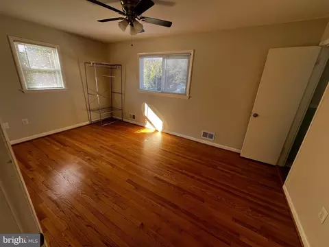 7043 Calamo St, Springfield, VA 22150 photo 12