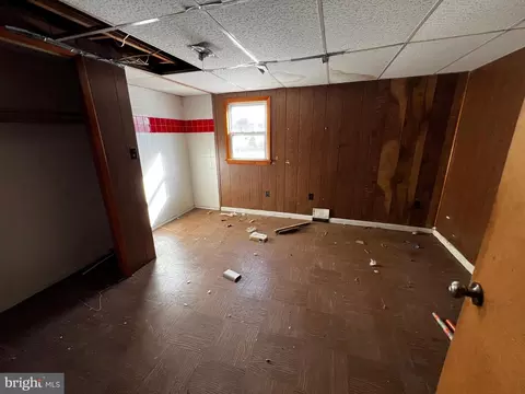 7043 Calamo St, Springfield, VA 22150 photo 29