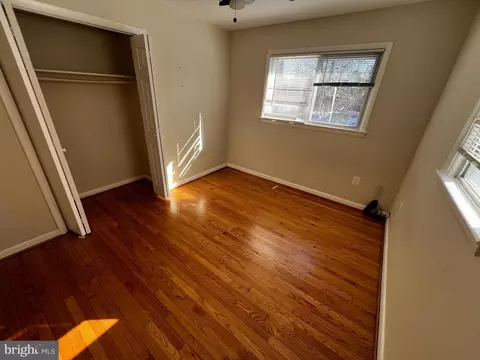 7043 Calamo St, Springfield, VA 22150 photo 11