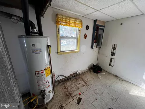 7043 Calamo St, Springfield, VA 22150 photo 20