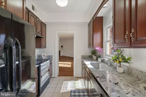 Kitchen - 1537 Cedar Ave, Mclean, VA 22101 photo 1 of 4