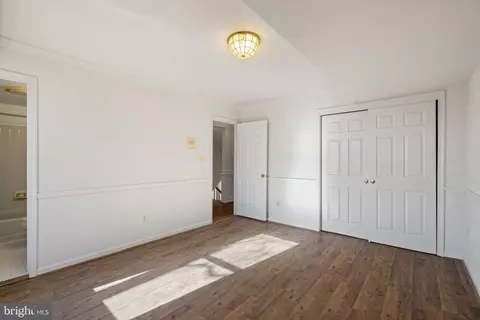 Bedroom - 1537 Cedar Ave, Mclean, VA 22101 photo 2 of 6