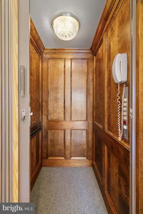 Entry Way - 1537 Cedar Ave, Mclean, VA 22101 photo 5 of 7